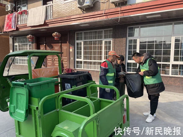 垃圾亭厂家（分类垃圾桶生产厂家）掀起垃圾分类新时尚 德清禹越镇有了农村垃圾规范处理新模式，垃圾分类亭，真没想到，(图2)